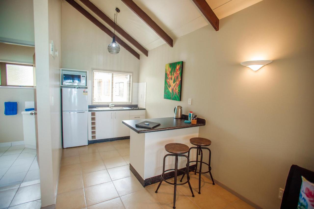 Nikao Beach Bungalows Раротонга Екстериор снимка