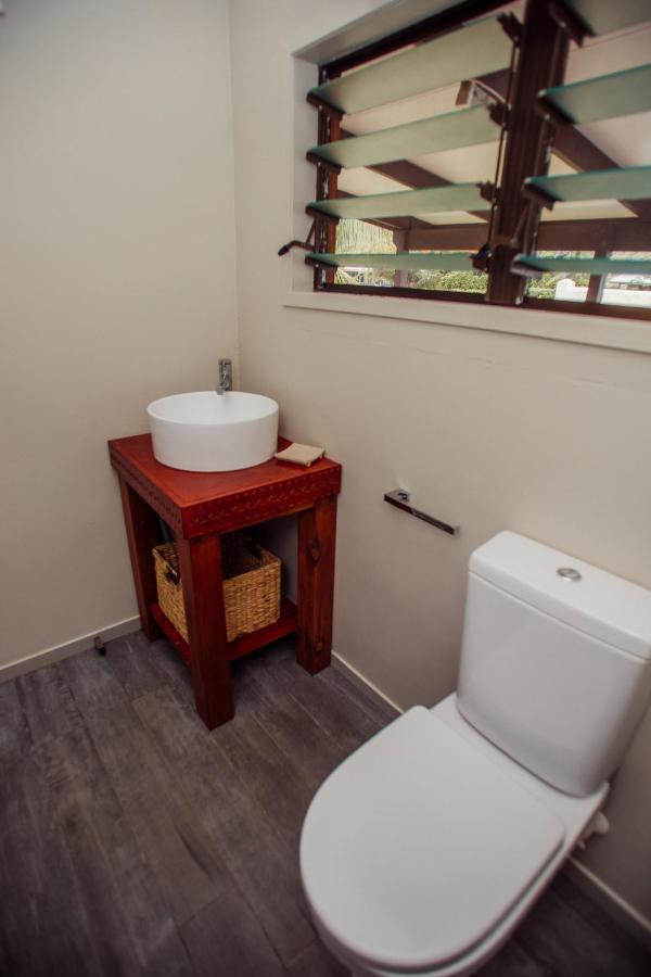 Nikao Beach Bungalows Раротонга Екстериор снимка