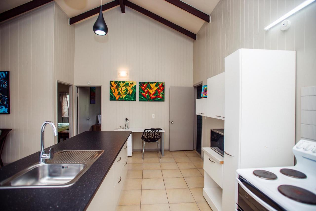 Nikao Beach Bungalows Раротонга Екстериор снимка